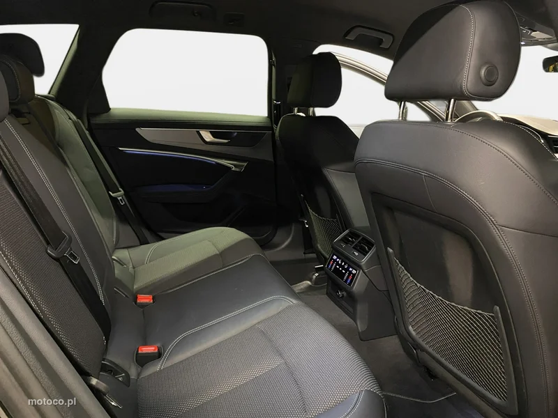 Audi A6 C8 14