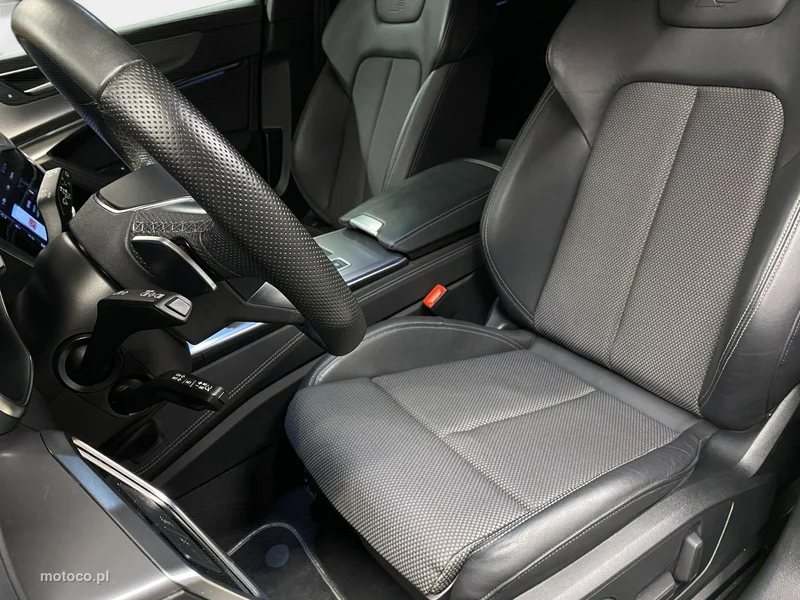 Audi A6 C8 37