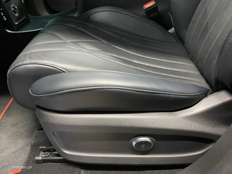 Omoda 9 12
