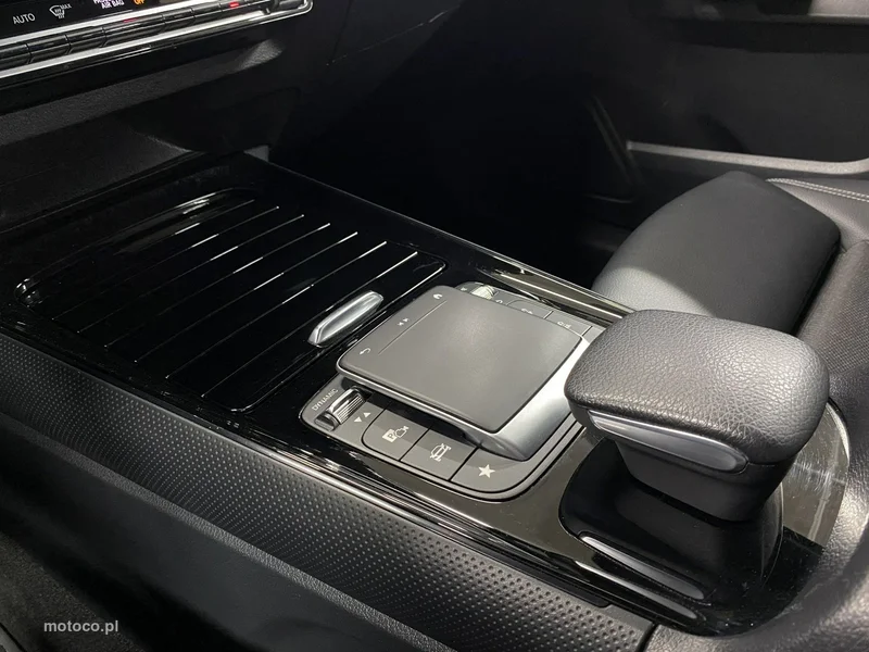 Mercedes-Benz GLB X247 36