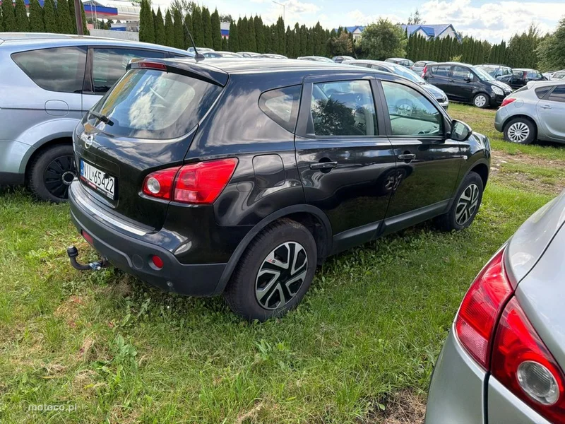 Nissan Qashqai+2 18