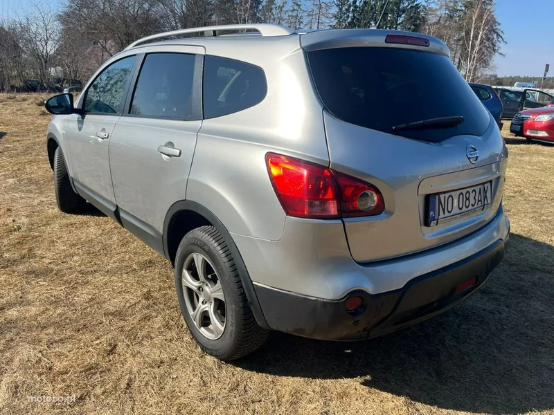Nissan Qashqai+2 4