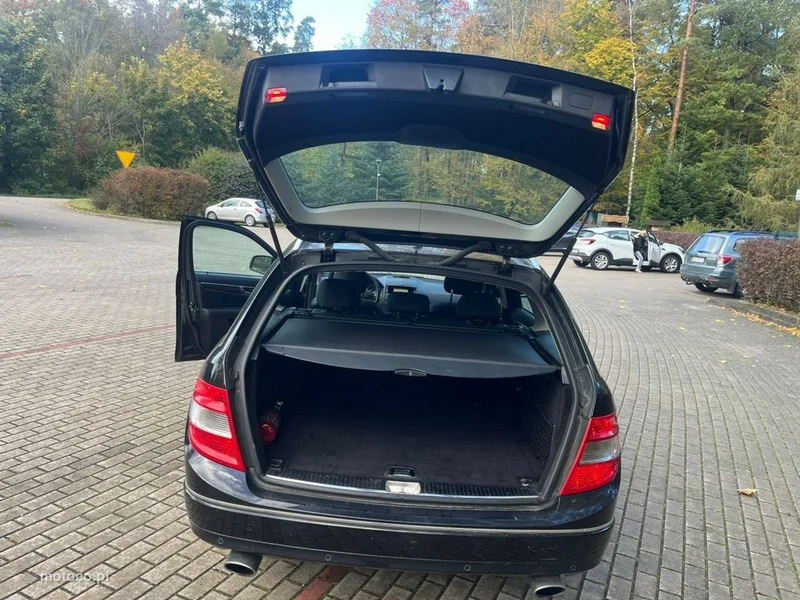 Mercedes-Benz Klasa C W204 C 320 16