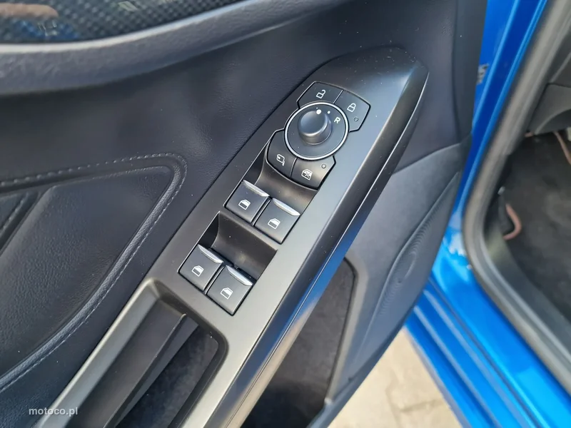 Ford Focus IV 17