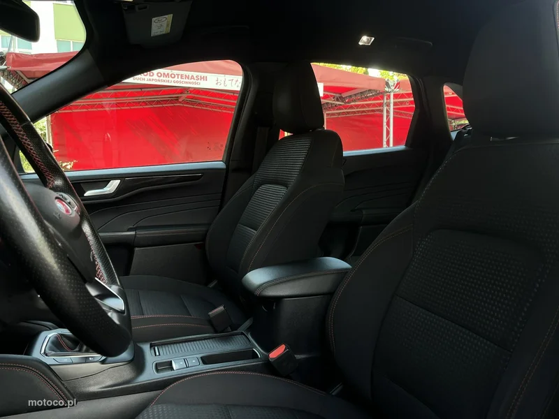 Ford Kuga III 16