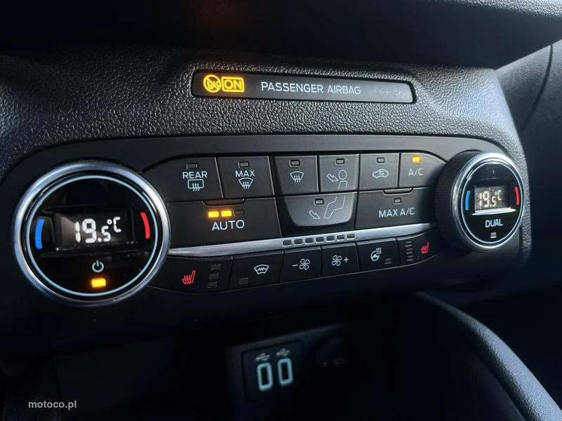 Ford Kuga III 30