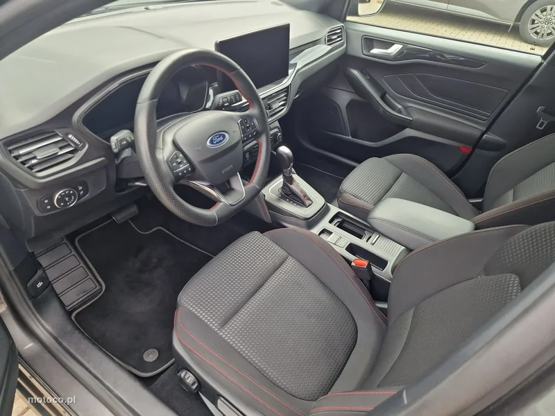 Ford Focus IV 18