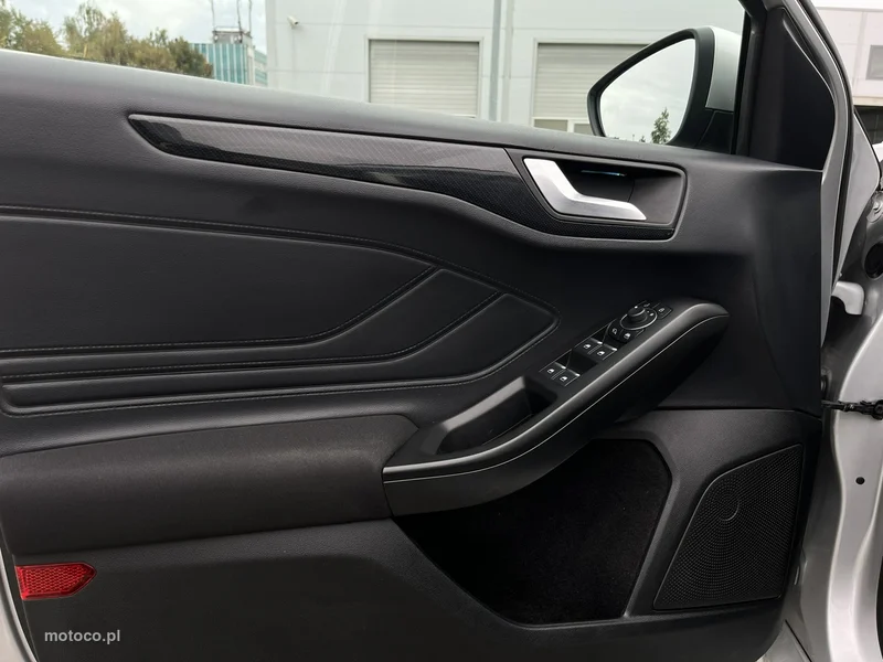 Ford Focus IV 17