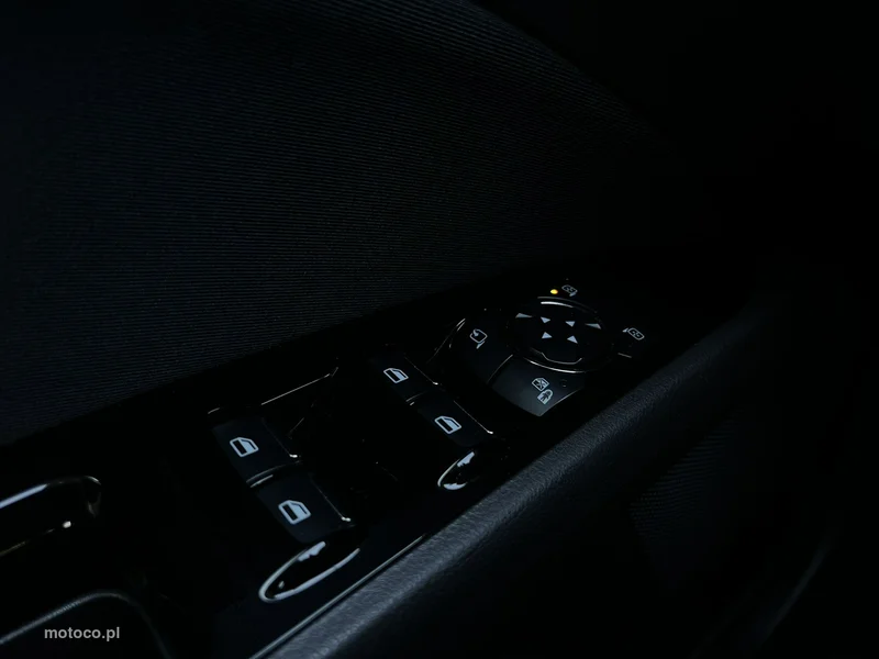 Ford Mondeo V 18
