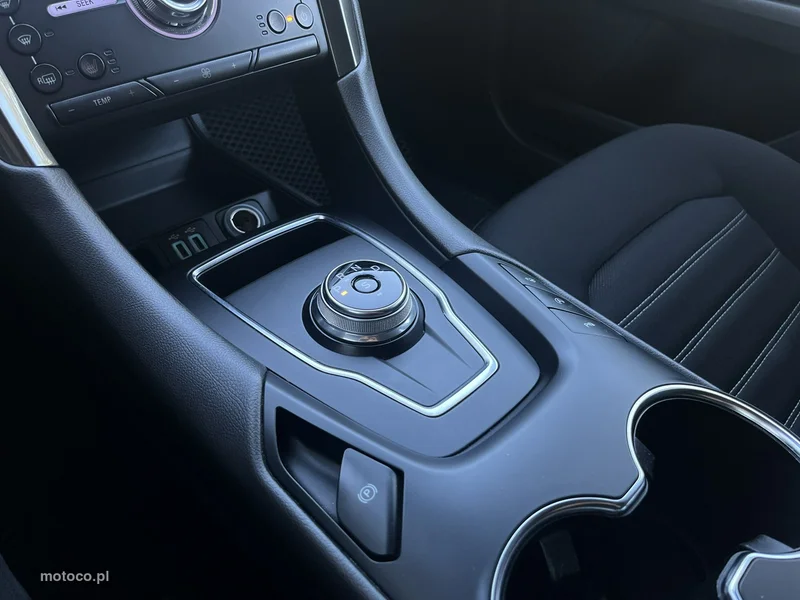 Ford Mondeo V 32