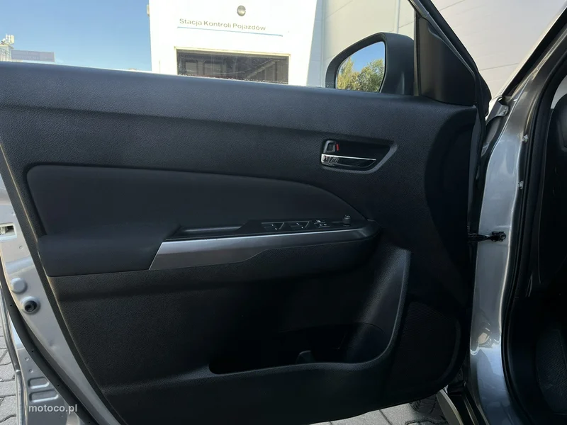 Suzuki Vitara 16