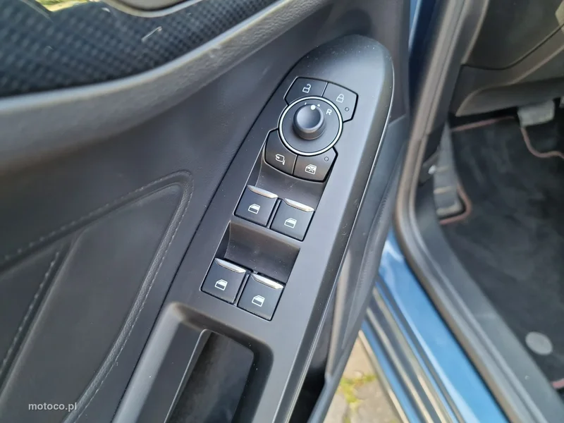 Ford Focus IV 10