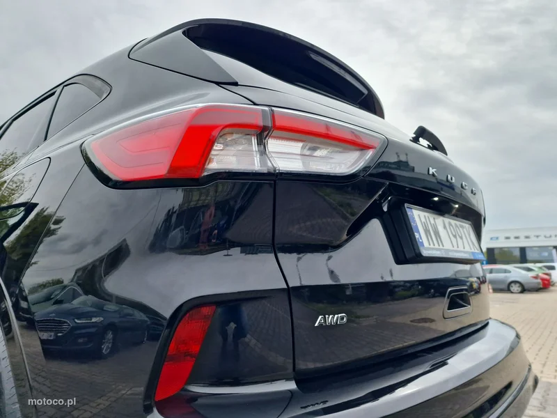 Ford Kuga III 11