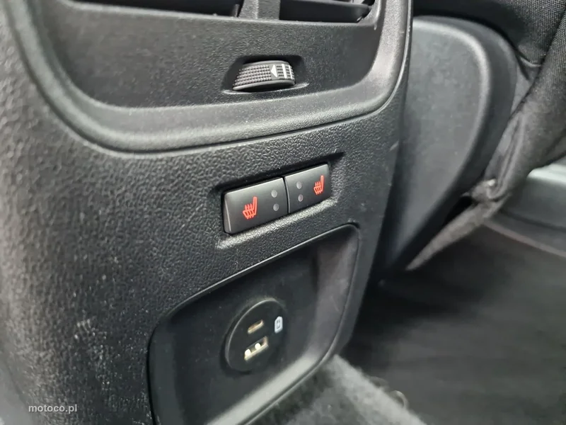 Ford Kuga III 26