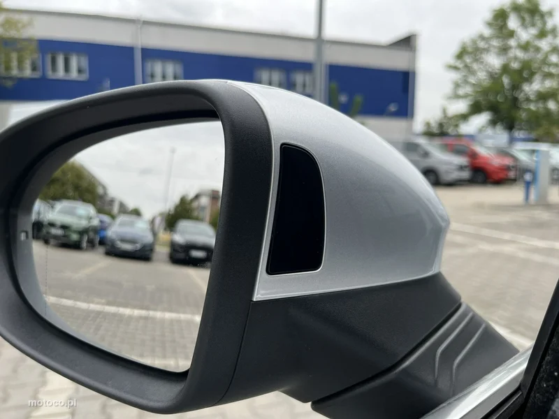 Volkswagen Golf VIII 13