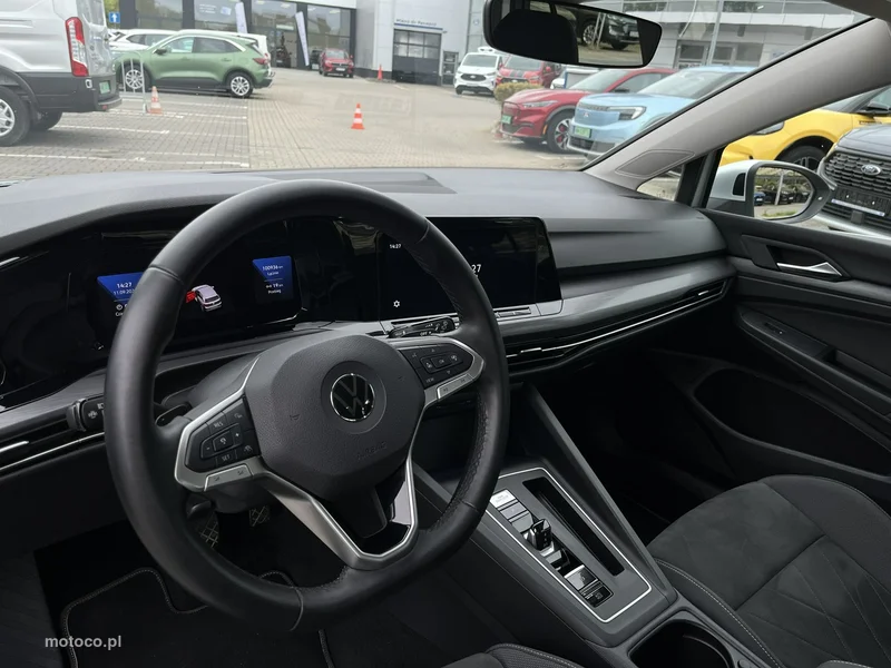 Volkswagen Golf VIII 14