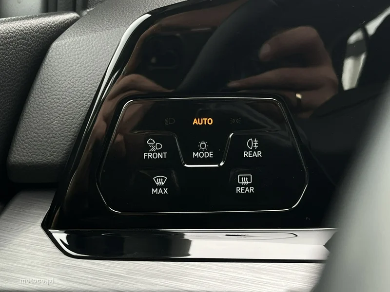 Volkswagen Golf VIII 20