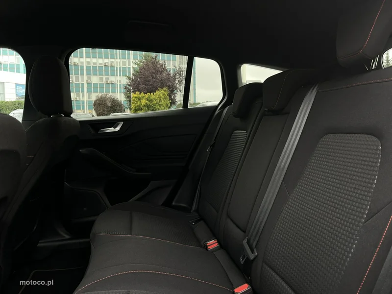 Ford Focus IV 32