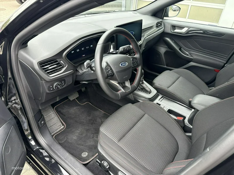 Ford Focus IV 12