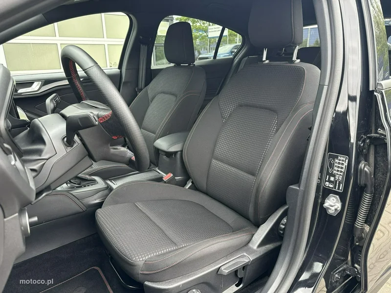 Ford Focus IV 13
