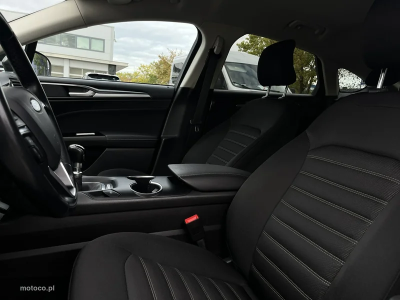 Ford Mondeo V 13