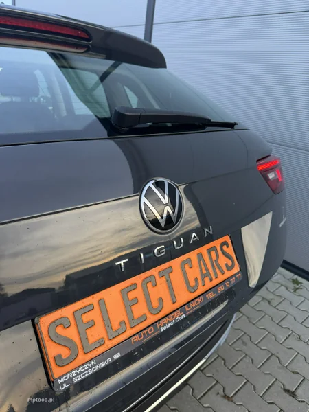 Volkswagen Tiguan AD 12