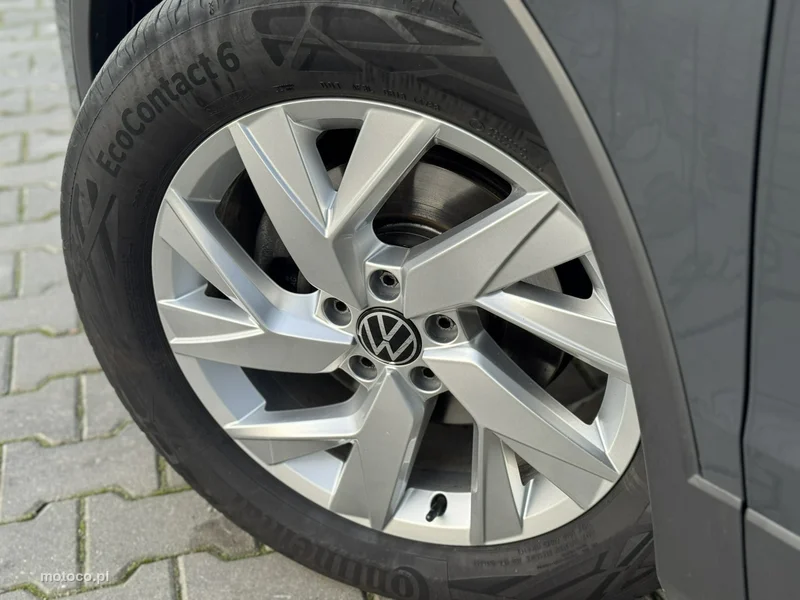 Volkswagen Tiguan AD 6