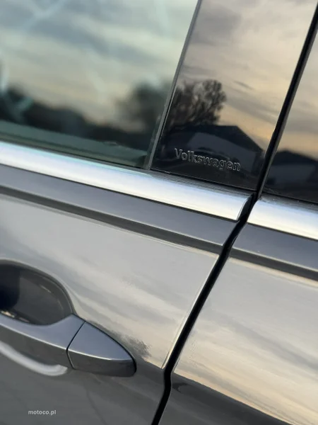 Volkswagen Tiguan AD 7