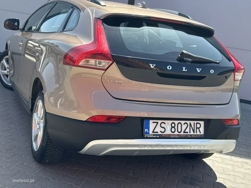 Volvo V40 Cross Country 17