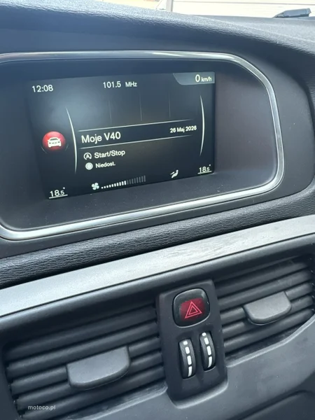 Volvo V40 Cross Country 21