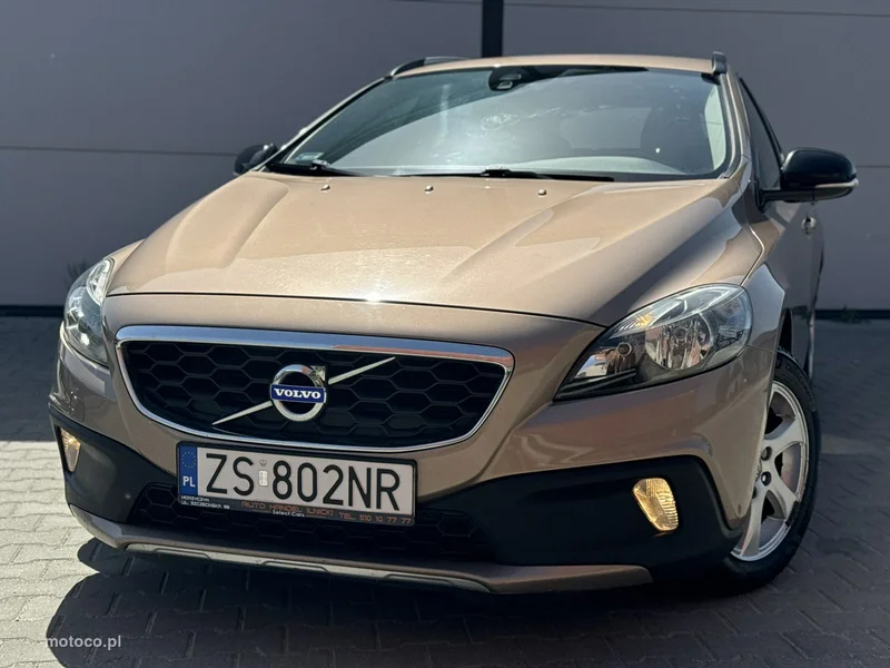 Volvo V40 Cross Country 8