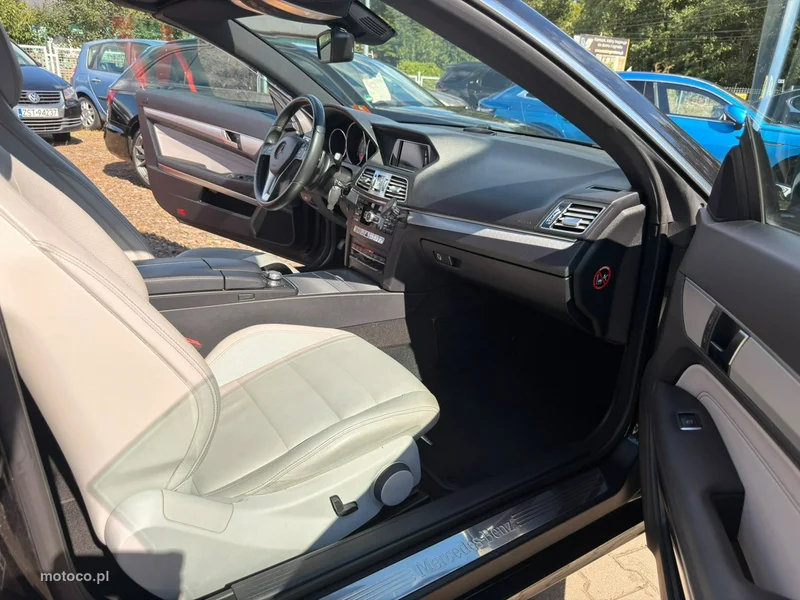 Mercedes-Benz Klasa E W212 E 200 20