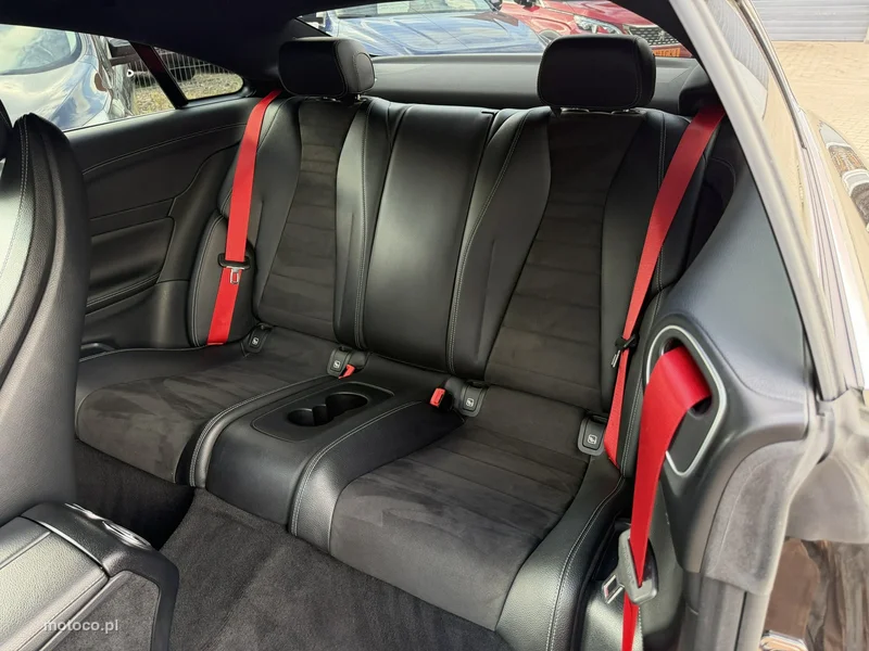 Mercedes-Benz Klasa E W213 E 220 25