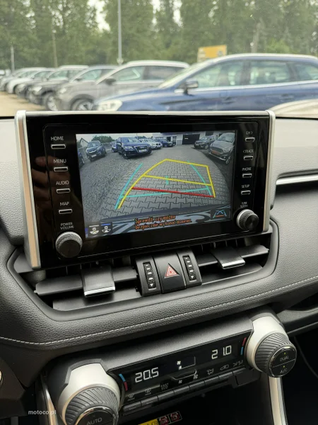 Toyota RAV 4 XA50 12