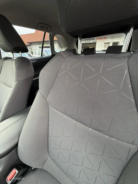 Toyota RAV 4 XA50 18