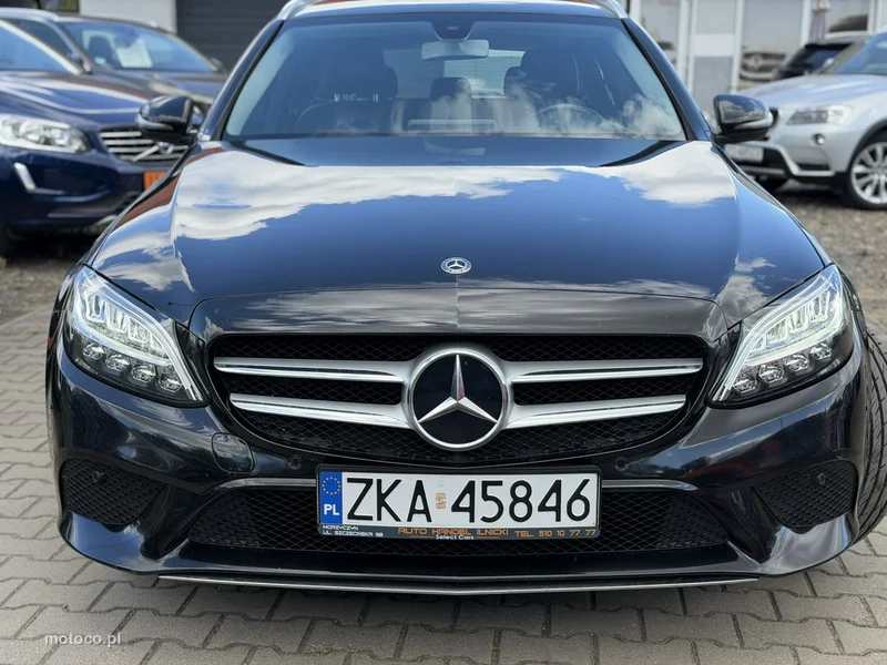 Mercedes-Benz Klasa C W205 C 180 3
