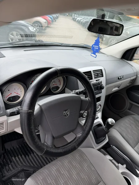 Dodge Caliber 6