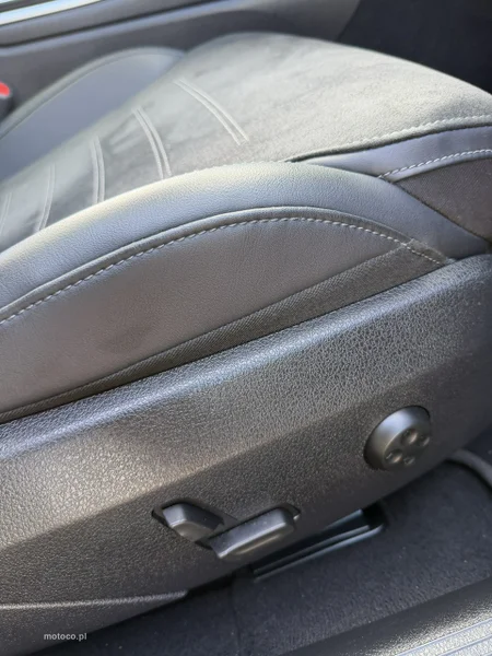 Mercedes-Benz Klasa C W206 C 220 16