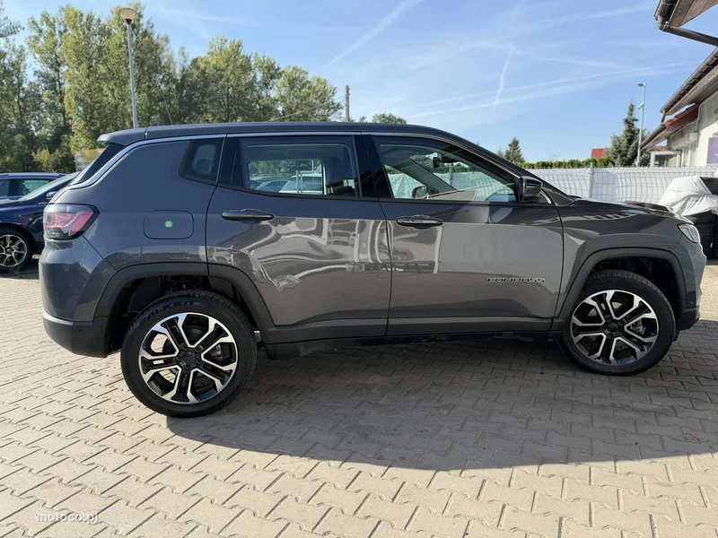 Jeep Compass 22