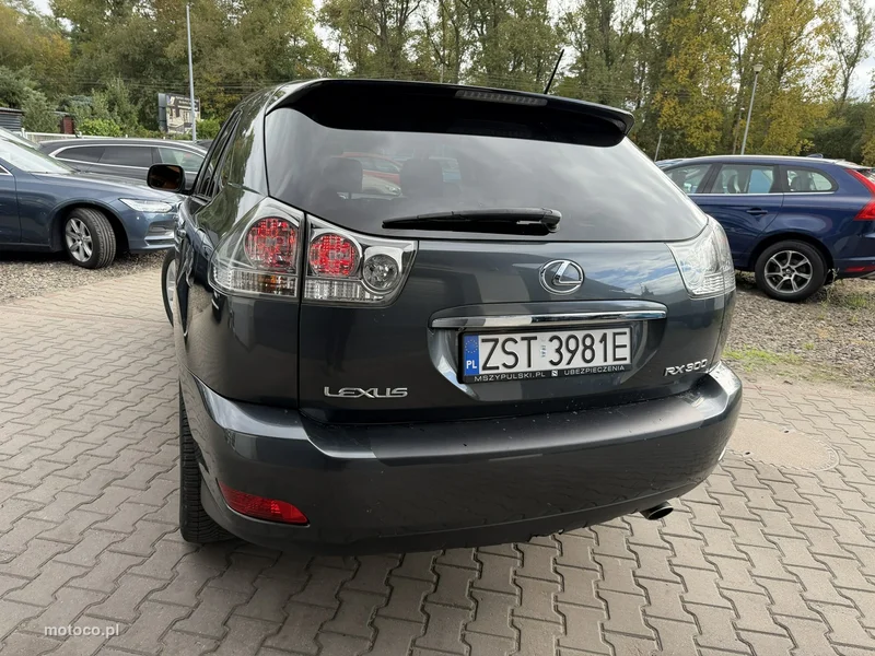 Lexus RX 16