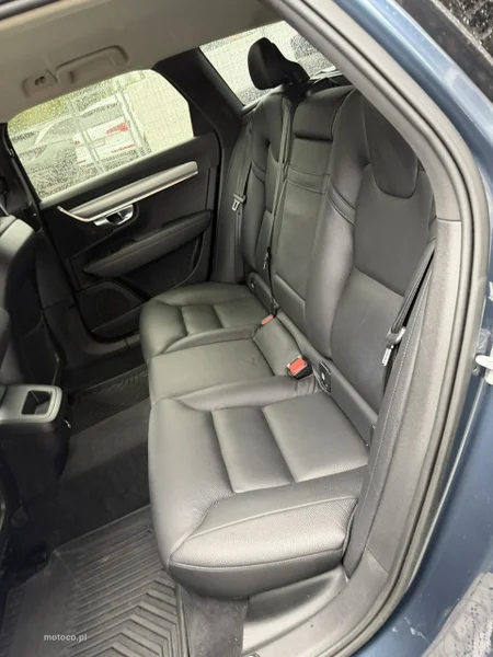 Volvo V90 9