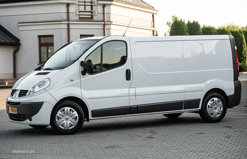 Renault Trafic 11