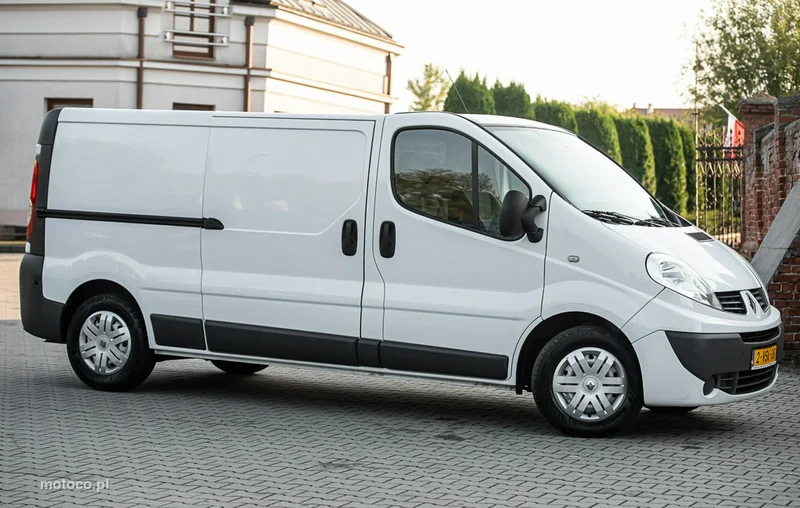 Renault Trafic 15
