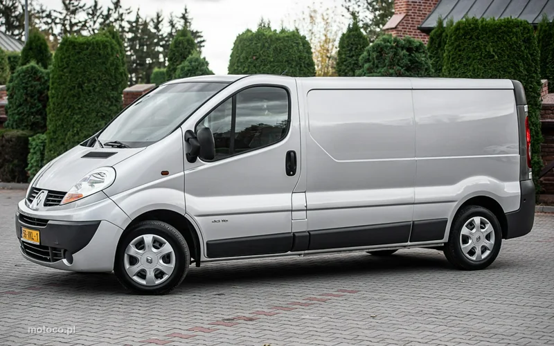 Renault Trafic 9