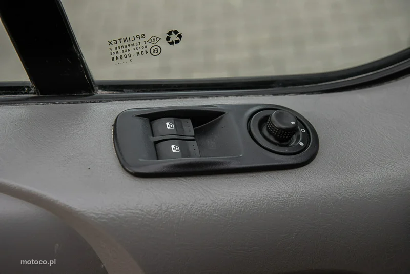 Renault Trafic 14