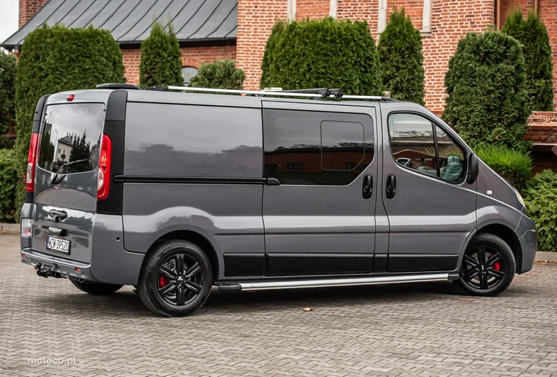 Renault Trafic 14