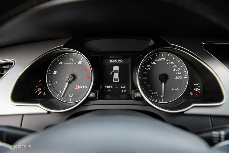 Audi S5 8T 35