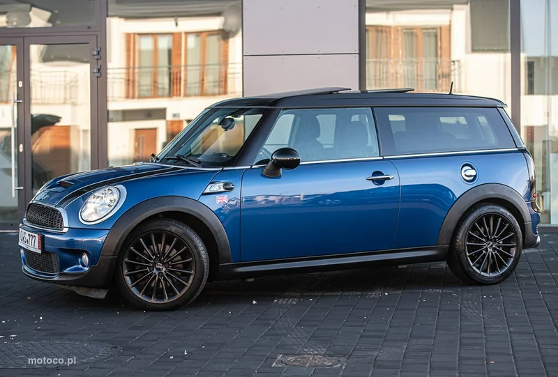 MINI Clubman 12