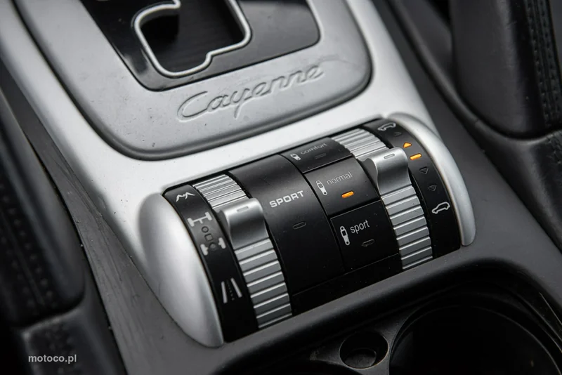 Porsche Cayenne 9PA Cayenne Turbo 22