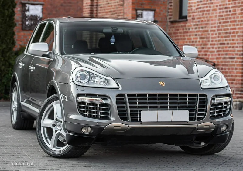 Porsche Cayenne 9PA Cayenne Turbo 4